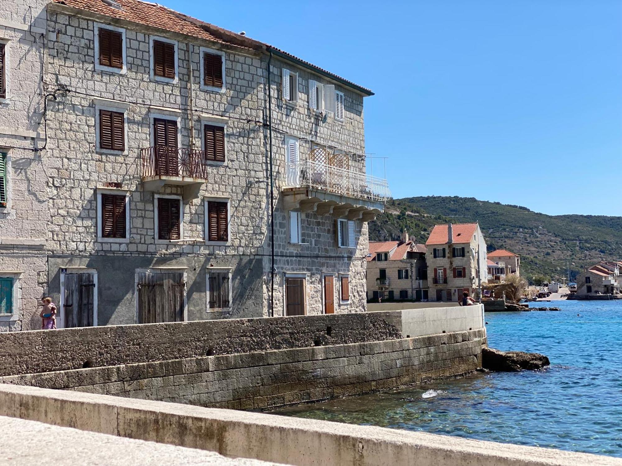 Bucol Seaview 3* Komiža